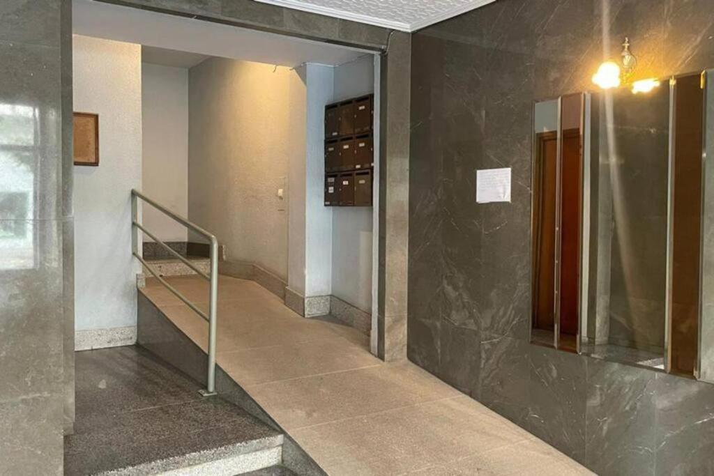 Apartamento Piso Turistico Avda Del Castillo Ponferrada Exterior foto